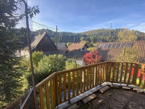 Detached, modernized single-family house with granny flat, photovoltaic-solar technology system, double garage + carport, many other extras *This exposé is available in German, English and Russian. *English : This Expose is available in German, Engli...