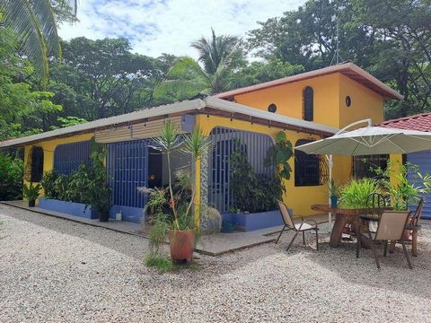 Spacious character Home with 4 bedrooms, 3 bathrooms, Pool, Rancho/Studio with room to build several Casitas.Villa Las Maracas is a large and spacious home, located in Esterones and close to four of the most beautiful beaches in the heart of the Nico...