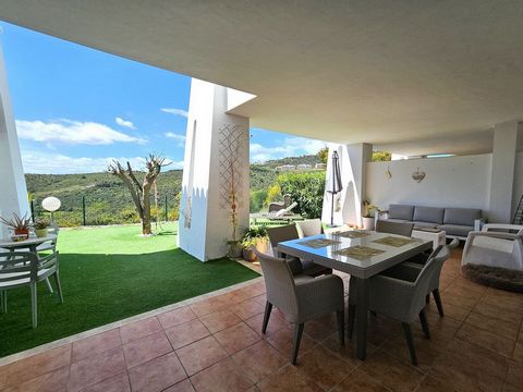 This bright and spacious 2 bed / 2 bath elevated ground floor apartment has a fantastic 38m² terrace and a 48m² private garden with beautiful open views. Nestled in the exclusive area of Finca Cortesin, this development is the perfect blend of modern...