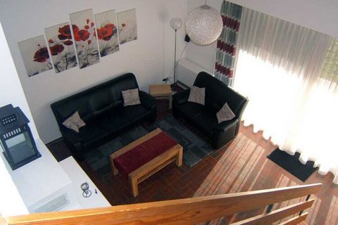 Casa vacanze indipendente con terrazza coperta e ampio giardino, superficie abitabile: 60 m², 2 camere da letto, 4 letti.
