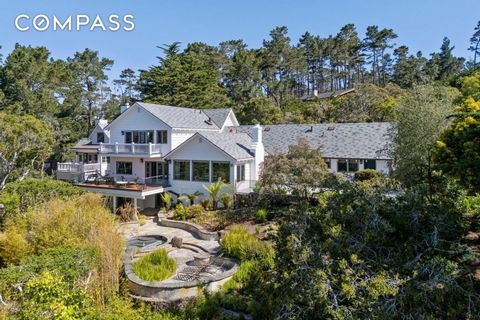 Named En Vacances, you will indeed feel as if you are on holiday at this special home. Within the gates of Pebble Beach, discover this stylish English-Cottage estate. Placed perfectly on the ¾ acre lot, the 3BD|3.5BA main hse has large picture window...