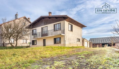 Exklusivität! Im Dorf Dompierre lade ich Sie ein, dieses schöne Haus von mehr als 130 m2 auf einem Grundstück von 734m2 zu entdecken. Es besteht im Erdgeschoss aus einem großen Eingang, drei großen Schlafzimmern, einer Waschküche und einer Toilette. ...