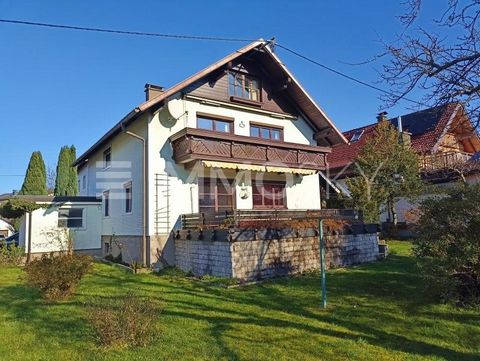 This could be your new home! Living on 2 floors, in a quiet location, with a beautiful and productive orchard and enchanting views of the Traunstein, Grünberg and the Höllengebirge! You are looking for a house that you can design with loving attentio...