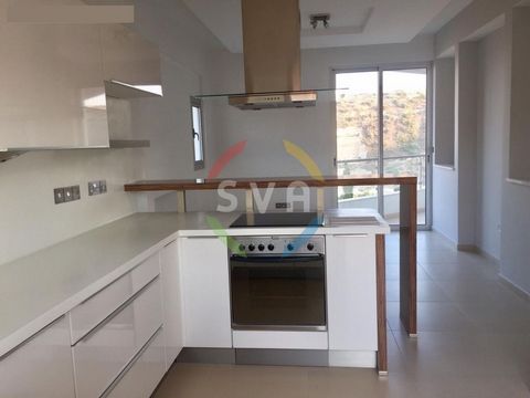 Apartment For sale in Germasogeia. The Apartment is 190 sq.m.. It consists of: 4 bedrooms (3 Master), 4 bathrooms, 1 kitchens, 1 living rooms and it also has 2 parkings (2 Closed). Its heating is Central, Air conditioning, Solar water system, Boiler ...