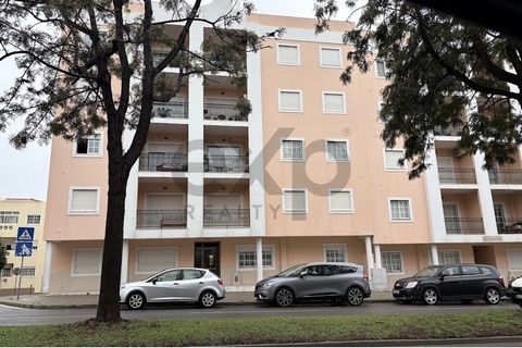 Discover this charming residential apartment for sale in Quarteira, Algarve 3 bedroom apartment in the heart of Quarteira with excellent sun exposure facing East-West, with terraces; Close to everything you need.  And, for moments of relaxation, the ...