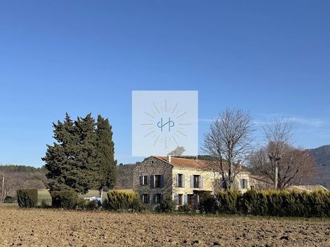 Discover this magnificent property located in Charols, drome provençale With its 362 m², this vast property offers 9 bedrooms and 14 rooms in two separate buildings, which can be combined or kept in their current configuration. The first house, entir...