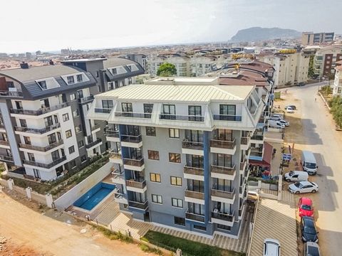 Discover elevated living in this brand-new penthouse located in the vibrant Oba neighborhood of Alanya. Designed for comfort and convenience, this property offers luxurious amenities and a prime location, making it perfect for families or as an inves...