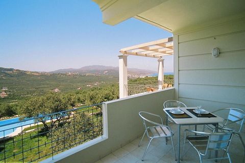 Tastefully and modernly furnished apartments on the ground floor near the popular port of Kolimbari with a wonderful view of the sea, the White Mountains and the surrounding villages. You can reach the beach in a few minutes by car. On the spacious g...