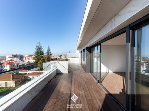 Last Floor - Neue 3-Zimmer-Wohnung in der Stadt Espinho, eingefügt in Gebäude von immenser Qualität, mit ausgezeichnetem Zugang. In seiner Wohnlage heben wir die Nähe zu Handel, Bahnhof und Stränden hervor. Die aufgehende Sonneneinstrahlung / Westen,...