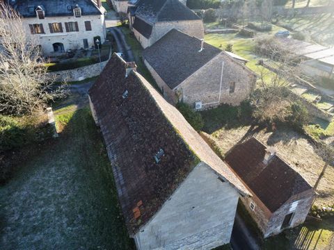 Are you dreaming of creating your own space? This 170 m² stone barn located in a quiet part of a vibrant village where a calm and peaceful space is made for you! With exceptional renovation potential, it offers a spacious space on two levels, ideal f...