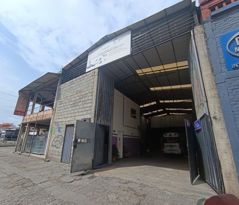 Gran bodega con excelente ubicación sobre cll 25, vía comercial, barrio el obrero, doble altura, fácil parqueo de camiones, lote de 10 de frente por 26 de fondo para 260 m2, paredes propias, techo en estructura metálica, oficinas con 2 baños, cocinet...