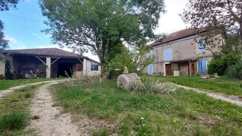 Ancienne ferme avec grange et hangar sur près de 4 hectares attenants  Calme et authenticité