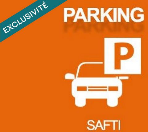 Place de parking sécurisée Place des Fêtes