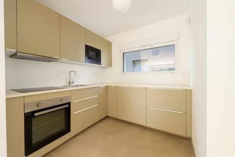 Pessac Maison de 93 m² + jardin + parkings