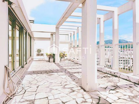 -Superbe Duplex d’Exception dans le Carré d’Or de Marseille-