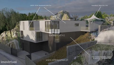 Sale of excellent lot for construction with 1156m², Vila Franca, Viana do Castelo. With approved architectural project and stability project completed (concrete structure and lages ) + map of works, map of spans + license of land movement approved. B...
