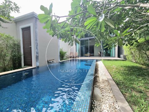 PHUKET IN CHENG TALEY 5 MINUTEN VOM BLUE TREE UND 10 MINUTEN VOM STRAND ENTFERNT IN DER SCHÖNEN SICHEREN RESIDENZ BANN WANA VILLA EINSTÖCKIG VON 180 M2 H mit Küche, Doppelwohnzimmer groß und hell, 2 Master-Suiten, Waschküche, TERRASSE, GARTEN, GARAGE...