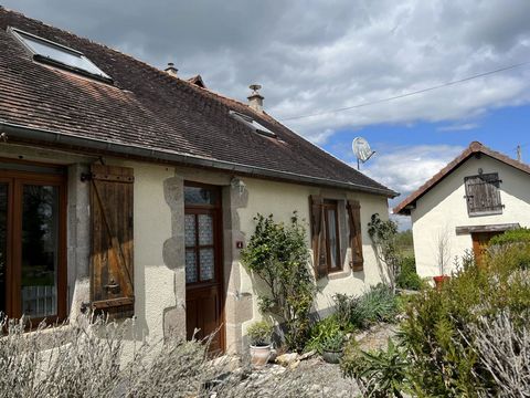 EXCLUSIVE TO BEAUX VILLAGES! On entering the front gate to this delightful property you will find this pretty 2 bedroom cottage, with outbuildings and a garage, sat in a gravelled garden with an abundance of flowering plants and roses. The welcoming ...