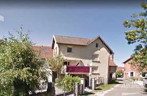 New in Mathay, terraced house currently rented type F5, with 3 bedrooms, living room, kitchen, bathroom and toilet on a plot712 m2. More information at the agency.