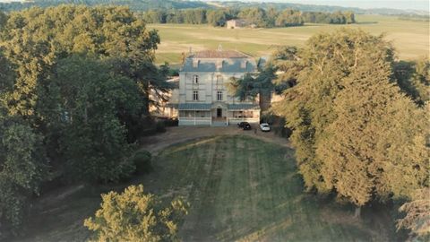 Majestic 13th century riverside château with 8 bedrooms. 30 minutes from Toulouse with 5-bedroom Orangery set in 3.8 hectares of parkland. This superb chateau is peacefully situated in the Haute-Garonne on the banks of the Ariege river but is just 30...