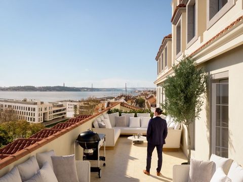 Flat T3+1 Duplex with fabulous river view, with an area of 336 sq. m., terrace with 38 sq. m., and closed parking located on the 5th and 6th floors of the SOUTH CHIADO development. Discover the classic beauty of Lisbon in a new light. Renovated to co...