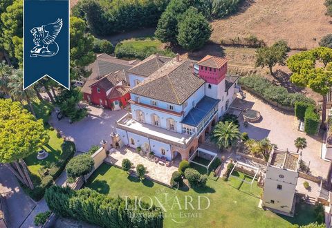 A romantic and elegant villa, an old mansion of the 19th century, located in the Pescara area on the Adriatic coast, is sold. This majestic mansion with an area of ​​1840 square meters includes the main villa, an old patrol tower, outbuildings and a ...