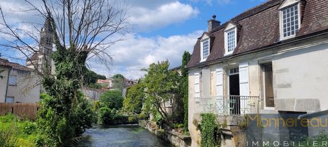 JAVREZAC - 4 km from COGNAC (16) - Charming stone building dating from 1773. It's an old mill. A few remains remain, but it is now a dwelling. Heir to this unique past, this house of approximately 134 m2 of living space benefits greatly from light an...