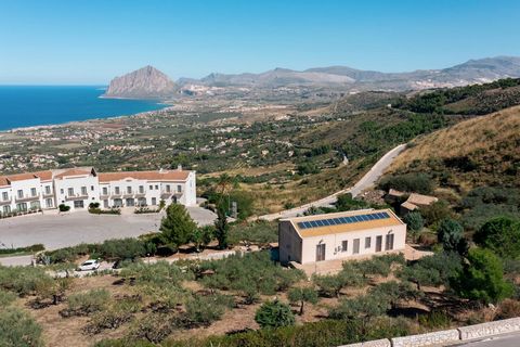Stunning villa for sale in a hilly and panoramic area with magnificent sea views of the Gulf of Bonagia and the spectacular Mount Cofano. The property is surrounded by a beautiful olive grove that produces oil every year. The property has an area of ...