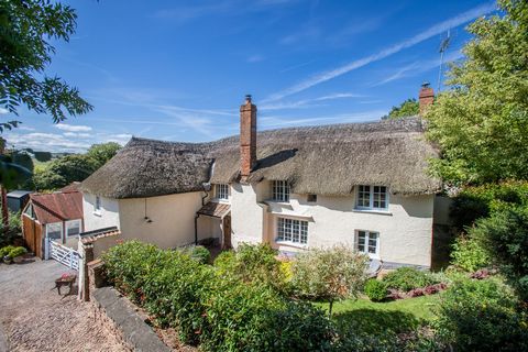 Key Features: - Stunning Grade II* listed cottage - Incredible character and charm - Annexe or income potential - 2 large reception rooms and Ashgrove kitchen - Ample parking for numerous vehicles - Large garage/workshop - Beautiful cottage style gar...