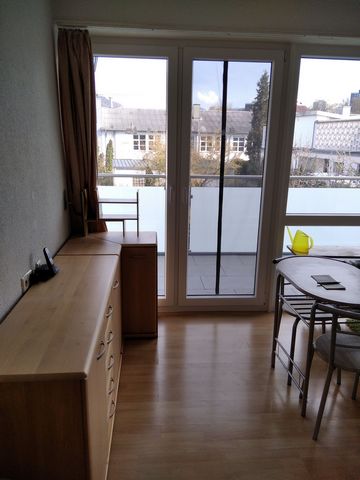 Fully equipped business - study-apartment in close distance to the Reutlingen campus. Internet and Electricity are included. The apartment offers a comfortable bed for restful sleep as well as table and desk. The kitchenette is practical and function...