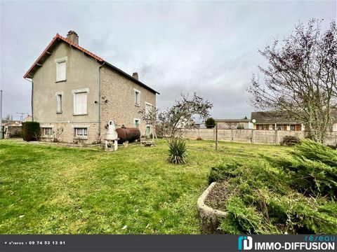 Mandate N°FRP147876 : House approximately 95 m2 including 5 room(s) - 3 bed-rooms - Garden : 842 m2. Built in 1970 - Equipement annex : Garden, Balcony, Garage, cellier, Fireplace, Cellar - chauffage : fioul - Class Energy D : 216 kWh.m2.year - More ...