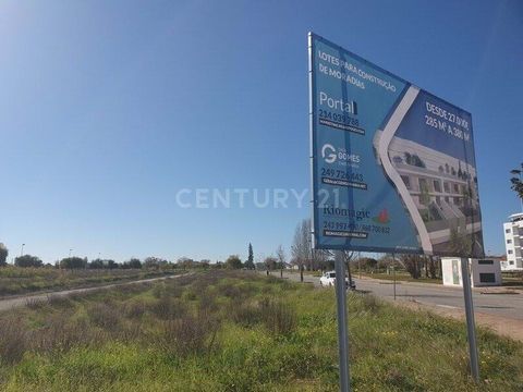 Do you want to buy land on The Order of Christ street, St. John the Baptist? Excellent opportunity to acquire this land with a surface of 1421.2 square meters, located in Entroncamento, Santarém district. It has good access and good location. Would y...