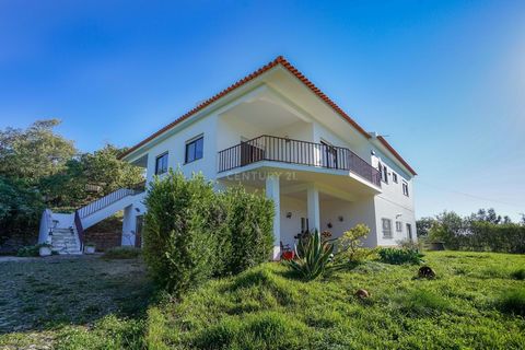 São João dos Montes is a picturesque village located in Vila Franca de Xira, known for its natural beauty and tranquility. If you are looking for a home in this region, there are many charming options available. Modern and spacious villa with 5 bedro...