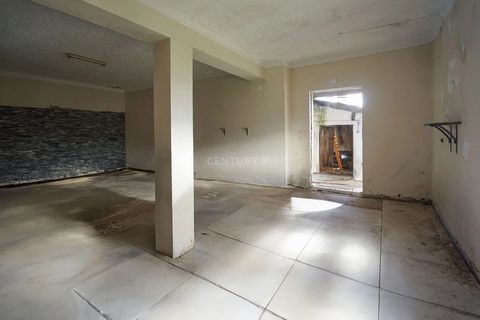 House consisting of ground floor, 1st floor, attic, and outdoor area. -On the ground floor it consists of: *Living room *Kitchen *TOILET *3 bedrooms -1st floor consists of: *Living room *5 Bedrooms *TOILET *Loft *Balcony with great views -On the outs...