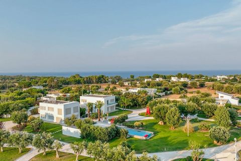PUGLIA - MONOPOLI (BA) - LAMANDIA DISTRICT EXCLUSIVE LUXURY OASIS FOR SALE IN MONOPOLI THE EXCELLENCE OF CONTEMPORARY DESIGN NEAR THE SEA In the heart of a unique tourist context, in the enchanting Contrada Lamandia of Monopoli, province of Bari, the...