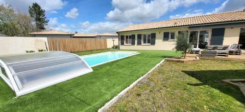 Maison récente de plain- pied de 132 m² avec 4 chambres + piscine et garage indépendant