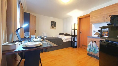 Welcome to this charming 27 m² holiday apartment near Rosenheim, Simssee and Chiemsee, which offers everything for a wonderful stay: → Box spring beds → Smart TV → NESPRESSO coffee → Kitchen with all necessary utensils → Garden terrace facing a quiet...
