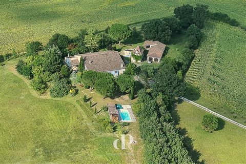 Summary This is an opportunity to acquire a spacious Farmstead set in a dominant and private position without any nuisances, though close to a village with shops and services and only 45 min to the train station of Agen (TGV). Approached via a long p...
