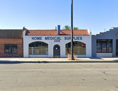 3330 E. Colorado Boulevard in Pasadena, CA, is a rare opportunity to purchase a small office/retail building on Colorado Blvd. in the heart of East Pasadena, and commands attention with its strategic positioning between major retail giants such as Ta...