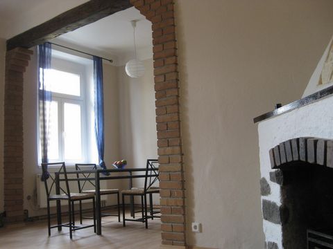 Charming and very spacious apartment with 5 rooms and 145m2, closed terrace in a picturesque town, in greenery (in front and backyard of the house), Prague reaching in 1:15 min. Price is final, including utility fees and rent. Ideal for those working...