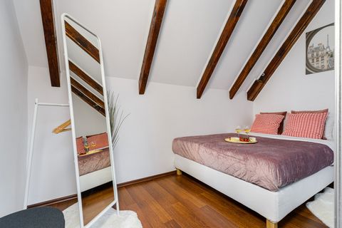 The apartment is equipped with everything you need for a comfortable stay. Cozy, friendly and bright apartment. Ideally suited for families and individual travelers. It is located near the city center. Near the cen trum there are many stores, restaur...