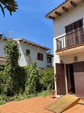 2. House/Chalet → Townhouse in Calafell Prat area – Estació, 150 m. of surface, 40 m2 of terrace, 400 m. of the beach, 3 double bedrooms and a single room, a bathroom, a toilet, property in good condition, kitchen only furniture, interior carpentry o...