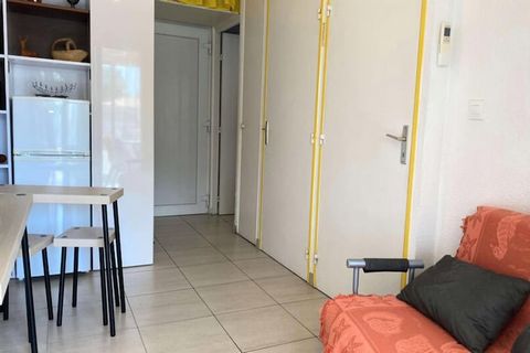 Dit aangename appartement met één slaapkamer in RESIDENCE LES THERMES NOUVEAUX II is gelegen in een rustige en veilige residentie, met een eigen parkeerplaats. Gelegen op de 5e verdieping met lift, biedt het vanaf het balkon een vrij uitzicht op het ...