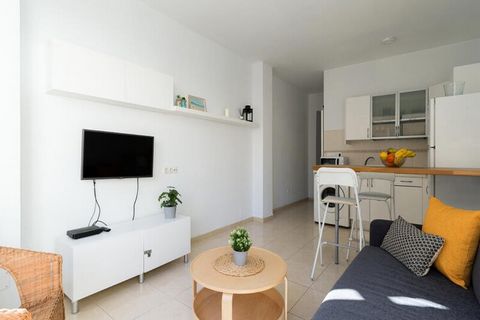 Cet appartement confortable est situé au cœur de la plage de Las Canteras, à seulement 100 mètres du rivage. Il offre une atmosphère spacieuse et confortable, avec du mobilier neuf partout. L'appartement dispose d'un lit double, ce qui le rend idéal ...