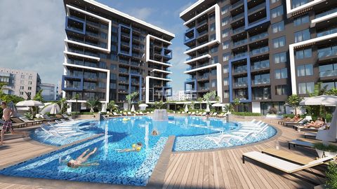 Stijlvolle Appartementen in een Complex met Sociale Activiteiten 600 M van het Cleopatra Strand in Alanya Stijlvol ontworpen flats bevinden zich op een van de mooiste locaties in Alanya, vlakbij het Cleopatrastrand. Alanya, de toeristische hemel van ...