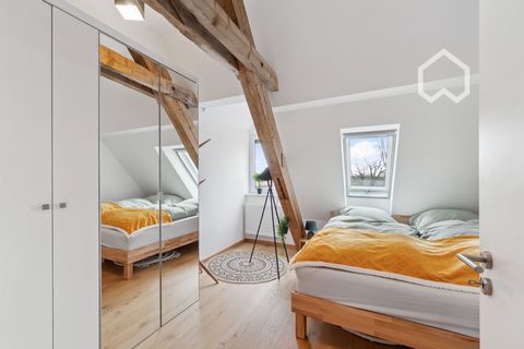 New attic apartment with charme 10min to the city and the highway. 10min by bike to the swimming pond. 10 min walk to kite surfing