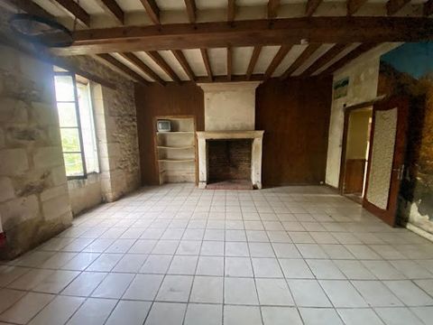 Julien BOUGUE offers O637315705: 107 990 euros FAI Maine et Loire, Viel baugé (49150) 5 minutes from Baugé center, Real estate complex comprising main farmhouse living room, kitchen, WC, 2 bedrooms, bathroom, Floor to rehabilitate 145m2 several Hanga...