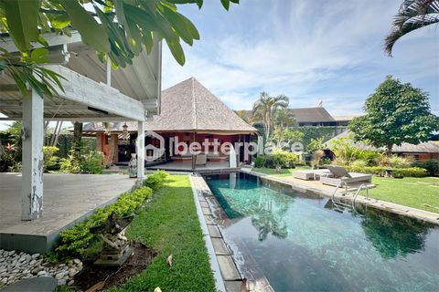 Architectural Grace Meets Tropical Bliss: Secure This Leasehold 2-Bedroom Villa in Umalas Haven Price at IDR 3 Billion (negotiable) Discover a hidden gem in the heart of Umalas—a stunning villa that seamlessly blends timeless charm with modern comfor...