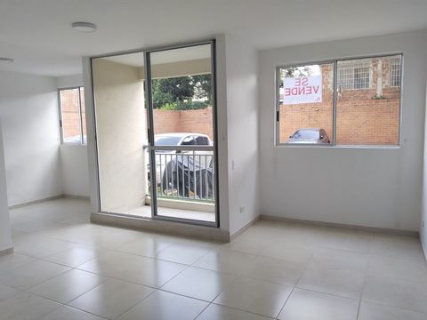 Venta de apartamento en Jamundí (Valle). Unidad Residencial Paseo de Pangola. Cerca a avenidas principales, supermercados, estación de gasolina y transporte publico. Primer piso. Esquinero. Consta de sala comedor, cocina semi integral abierta, zona d...