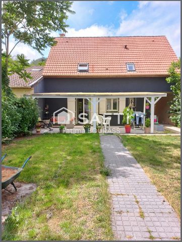 IDEAL GRANDE FAMILLE OU INVESTISSEURS !!!! Sur le secteur du vert galant, gare à 10 mn à pieds ainsi que des commerces de proximités. Situé dans une rue très calme, sur une belle parcelle de TERRAIN de 545 m². Ce produit rare composé d'une habitation...